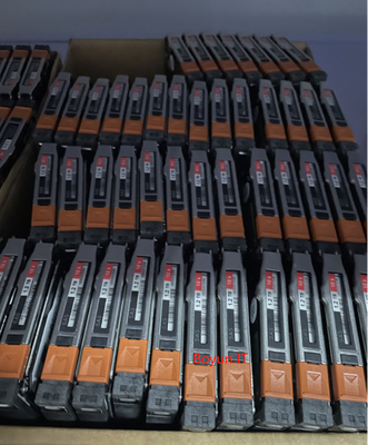 E.M.C. Unidade 1,8 TB SAS 005053154 005053155 005053362 005053365 D4-2S10-1800