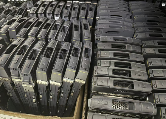 Armazenamento 1.8TB 2,5 10K SAS 12G SFF HDD SP-X343A-R6 da prateleira do disco de X343A-R6 Netapp Ds224c